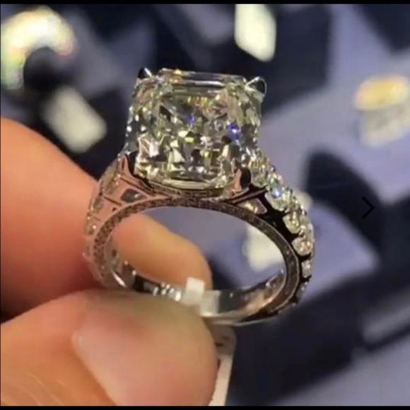 💎5.CT Sterling Silver Ring 💍 One Available. - Picture 9 of 9